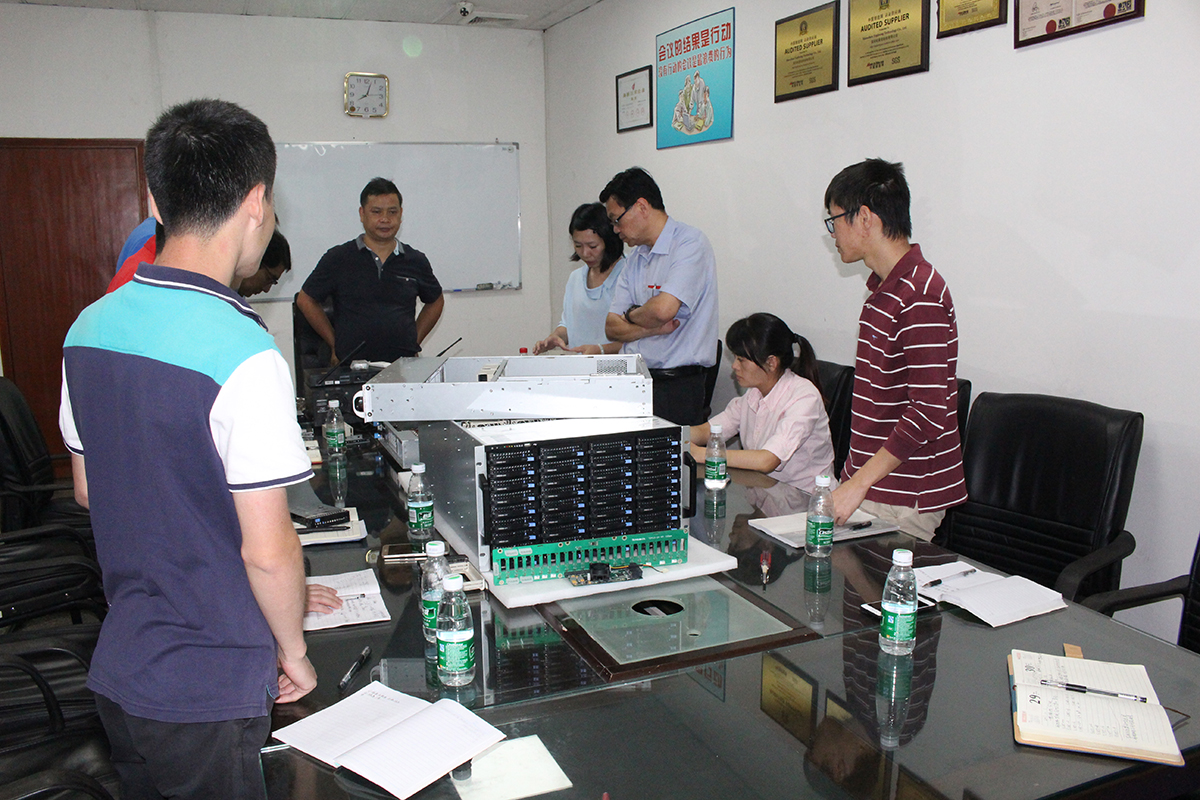 熱烈歡迎希捷（Seagate）多位專家蒞臨深圳拓普龍科技有限公司參觀指導工作